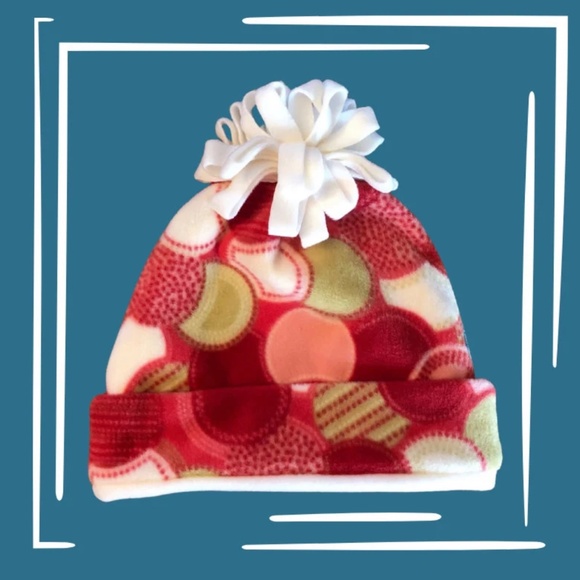 Handmade Fleece Hat and Mitten Set Pink Multi-Size 5-8 years - Picture 4 of 9